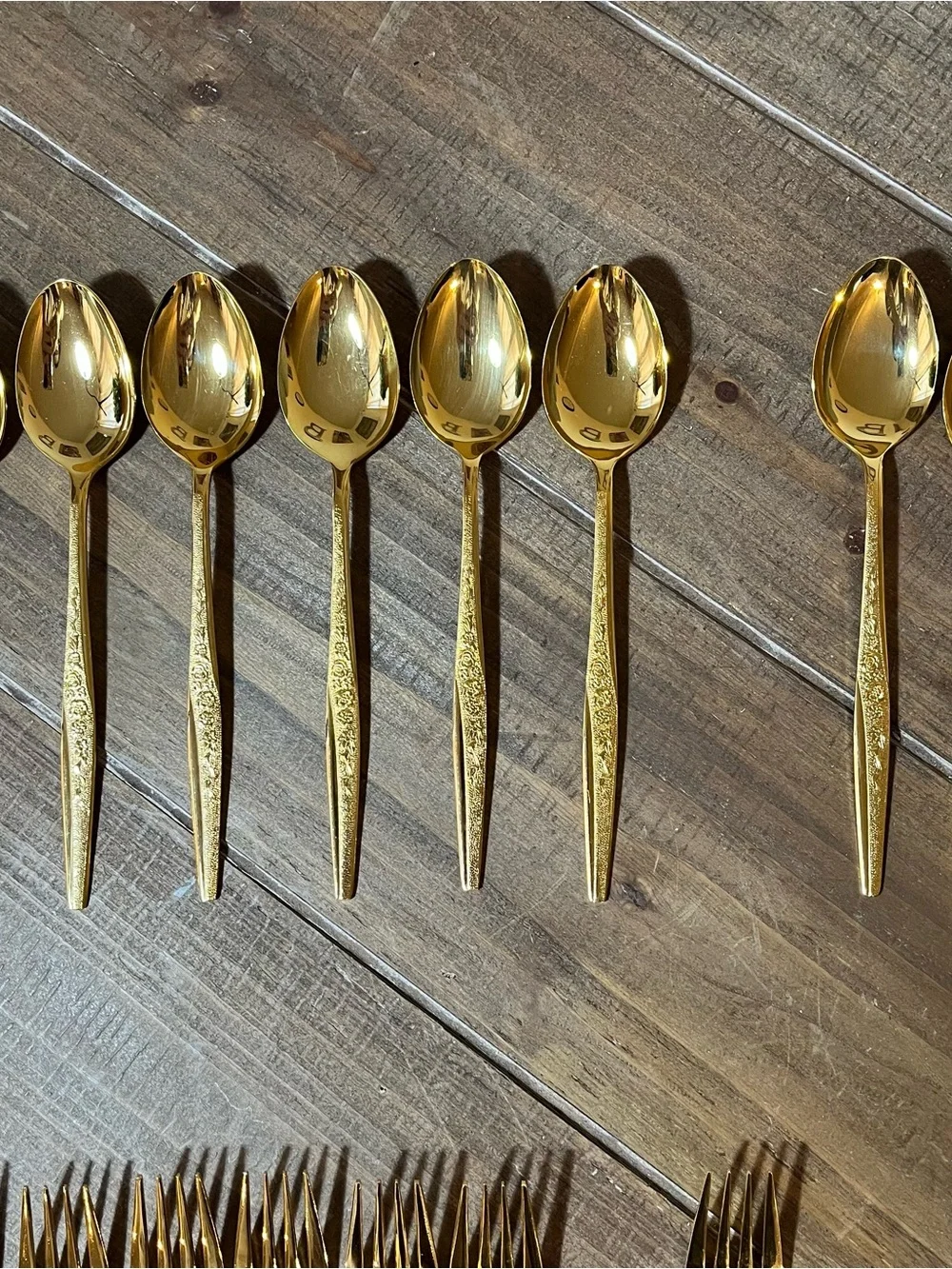 N/A vintage gold